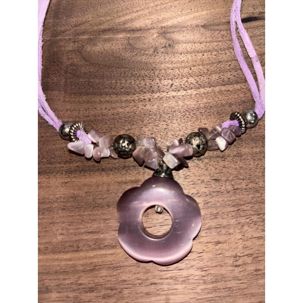 Y2K Pink Cat Eye Glass Flower Pendant Necklace Boho Chip Bead Faux Suede Cord